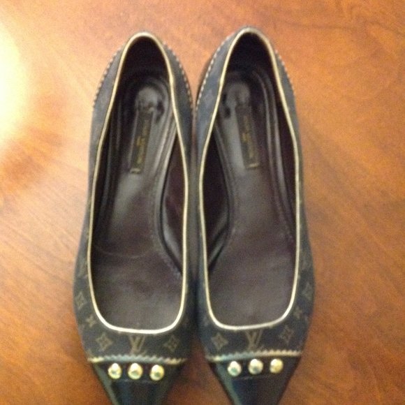 Louis Vuitton Shoes - Authentic Louis Vuitton Raquel Flat Ballerina